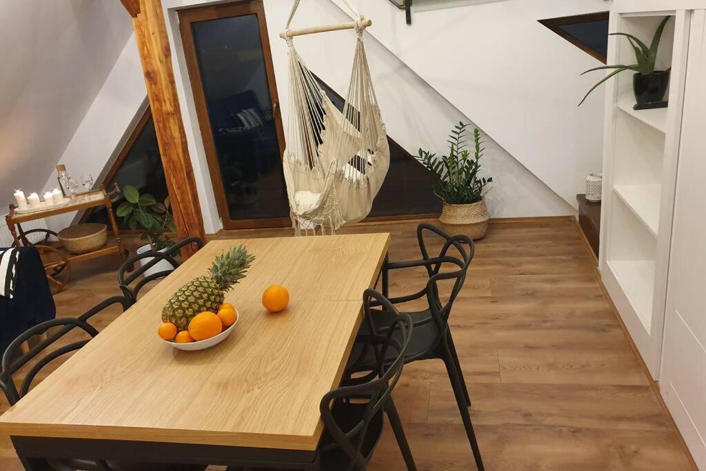 ヴィエリチカKoci Dom Loftアパートメント エクステリア 写真