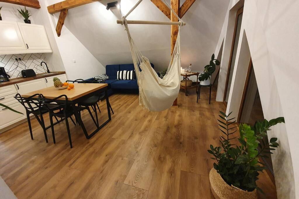 ヴィエリチカKoci Dom Loftアパートメント エクステリア 写真